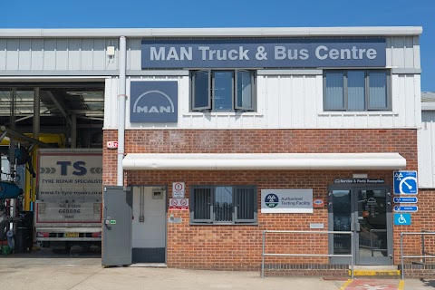 Harwoods Truck and Van Centre Southampton