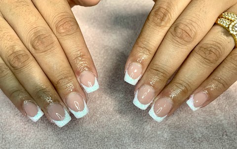 Diamond Nails & Beauty Salon And Training Academy