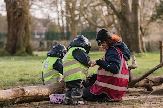 Outdoor Owls Forest School Nursery - Cobham Nursery