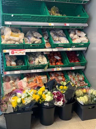 Central Co-op Food - High Street, Desford