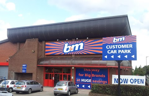 B&M Store