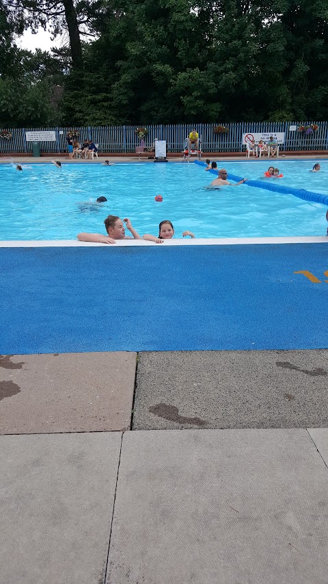 Droitwich Spa Lido