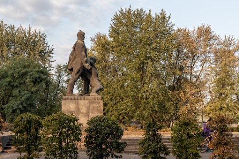 Парк "Привокзальный"