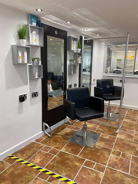 Indulgence Unisex Salon Hair Beauty Nails Sunbeds