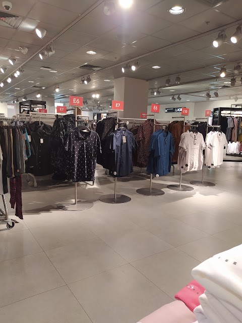 H&M