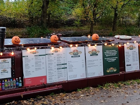 Walton Perk Cafe (Coffee and Cake boat) Fully Licenced