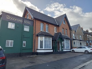 The Woodford Hotel