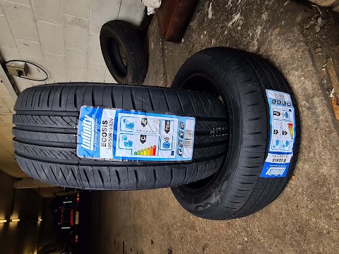 Rossington Cars tyres & recovery