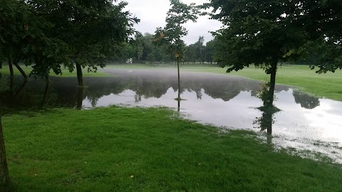 Moss Bank Park, Car Park