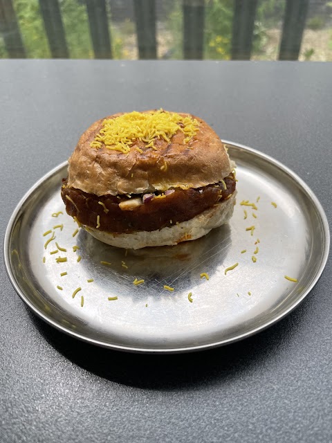 Amols Vada Pav