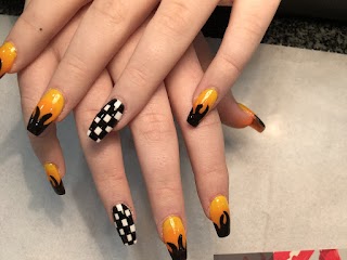 V J Nails & Beauty