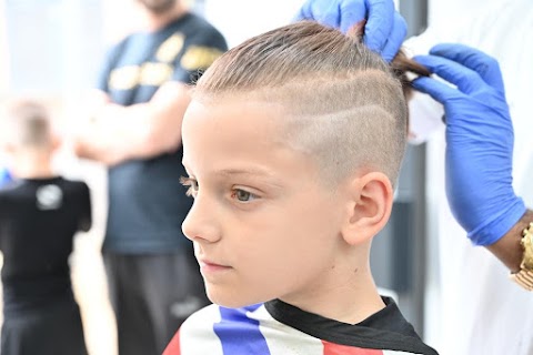 Royal Barbers ………………………..