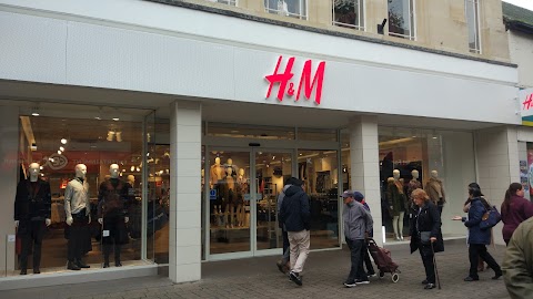 H&M