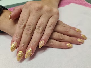 Simply Nails