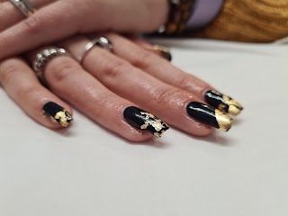 Simply Nails