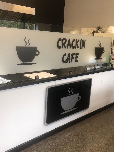 Crackin cafe