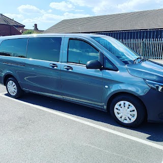 Red Squirrel Travel Airport Transfers Liverpool