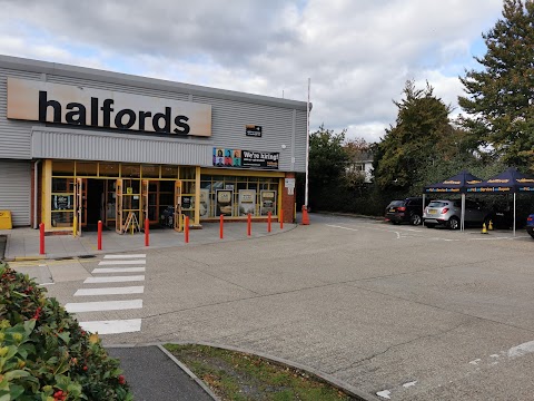 Halfords - Basingstoke