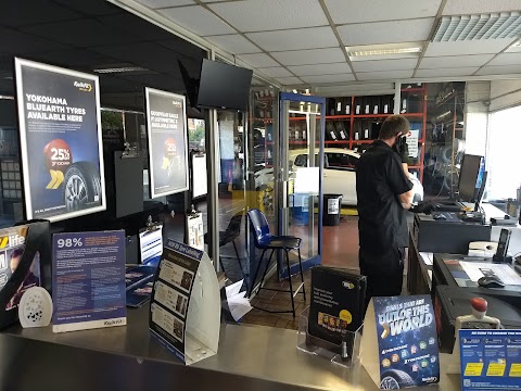 Kwik Fit - Fareham - West Street