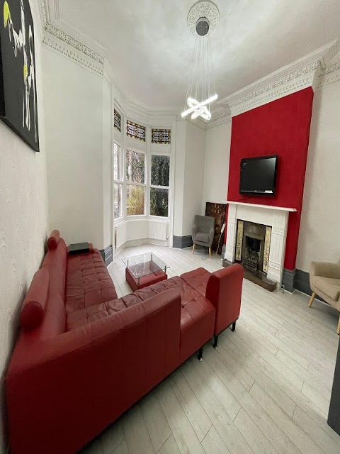 Vogue Lettings Ltd - Affordable Student Accommodations Huddersfield
