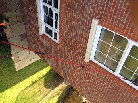 Window Cleaners Wokingham