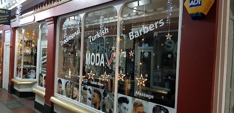 Dylan's Moda Barbers