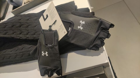 Under Armour Factory House Bicester