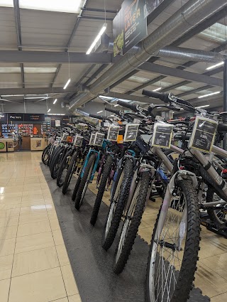 Halfords