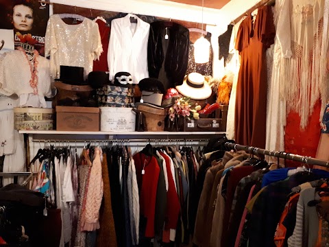 Elaine's Vintage Clothing