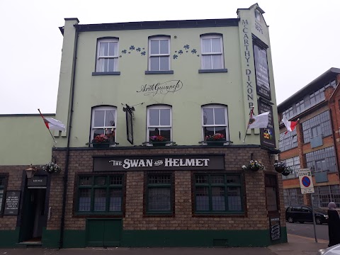 The Swan & Helmet