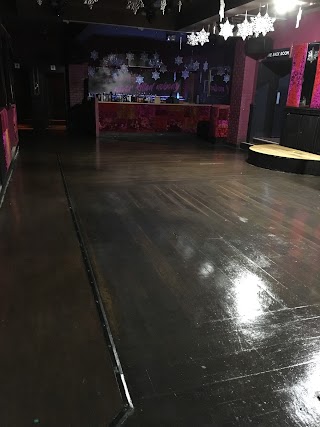 MooMoo Nightclub Derby