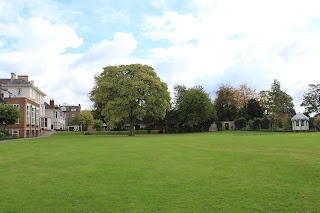 The Mount School York