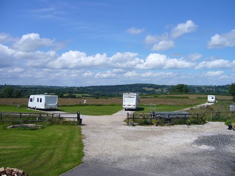 Poplars Farm Caravanning, Camping, Glamping site & holiday cottage