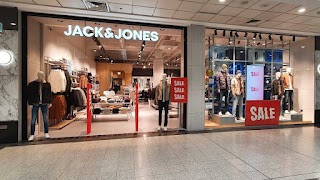 JACK & JONES