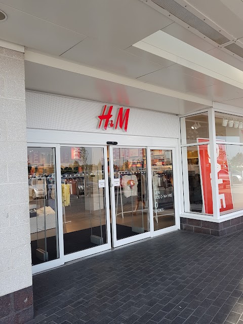 H&M