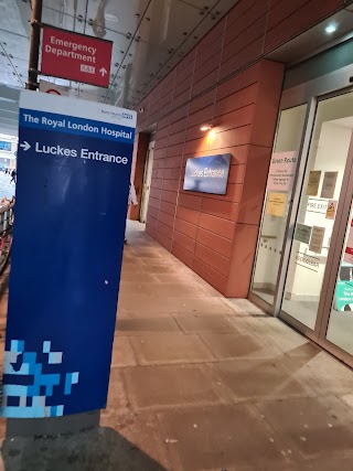 Royal London Hospital: Luckes Entrance