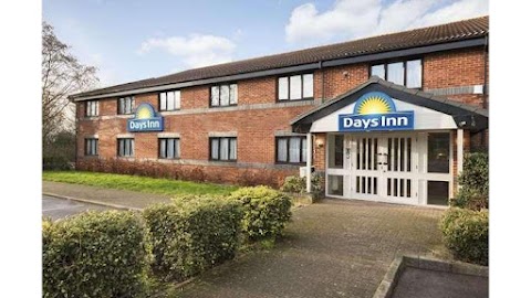 Days Inn by Wyndham Michaelwood M5