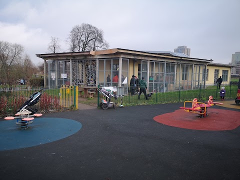 Lordship Recreation Ground Paddling Pool