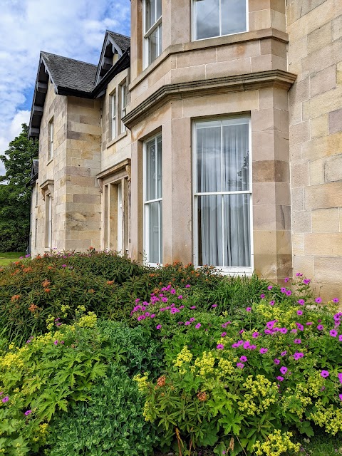 Gogarburn Business School