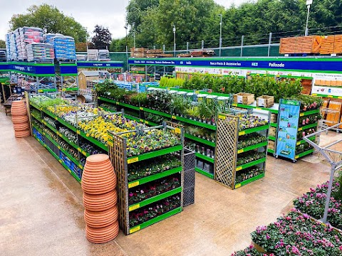 B&M Store with Garden Centre