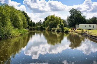 Lee Valley Camping and Caravan Park, Edmonton