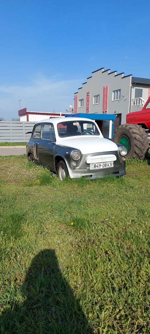 Автотракторні запчастини