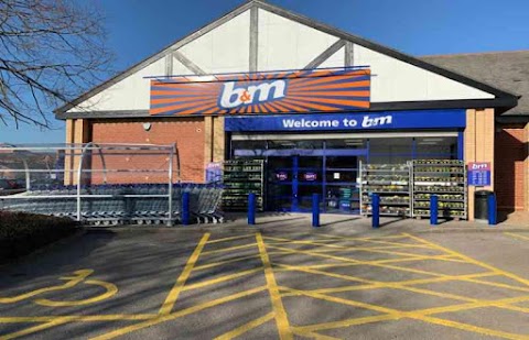 B&M Store