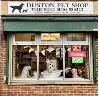 Dee’s Dog Grooming at Duston Pet Shop