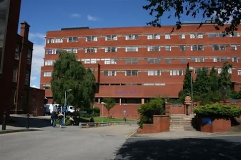 St James's University Hospital