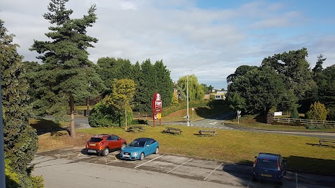 Travelodge Chester Warrington Road