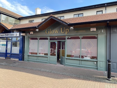 Glow Up Beauty Lounge