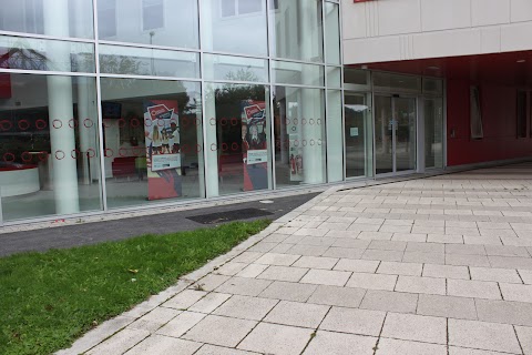 Oasis Academy Media City UK