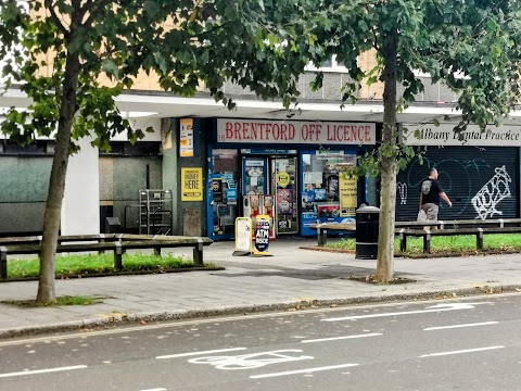 Brentford Off Licence