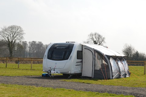 Butt Farm Caravan, Campsite & Glamping